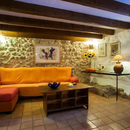 Villa Carmelo *